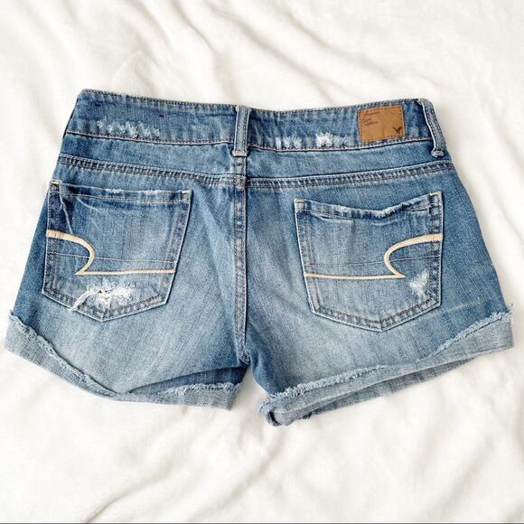 American Eagle ripped cutoff jean shorts blue denim size 2 - Picture 4 of 4